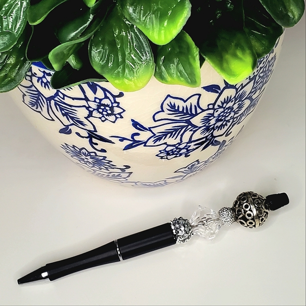 MIDNIGHT ELEGANCE BEADED PEN